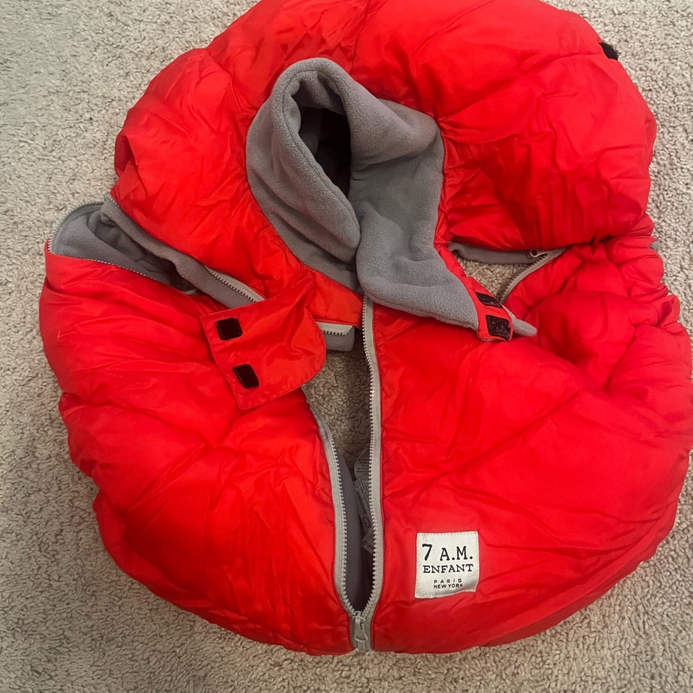 7 A.M. Enfant Red Car Seat Cover